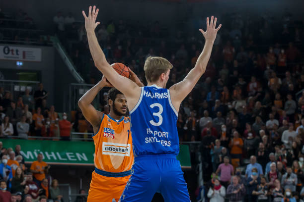 抵挡住强敌 抵挡住强敌